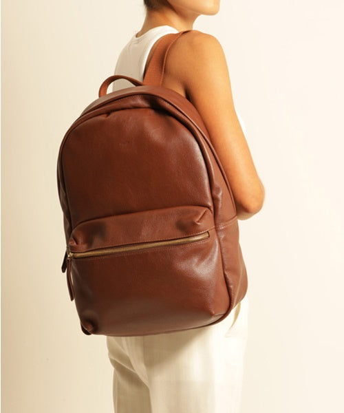 Mochila Marrom Couro Grande Bolso Frontal