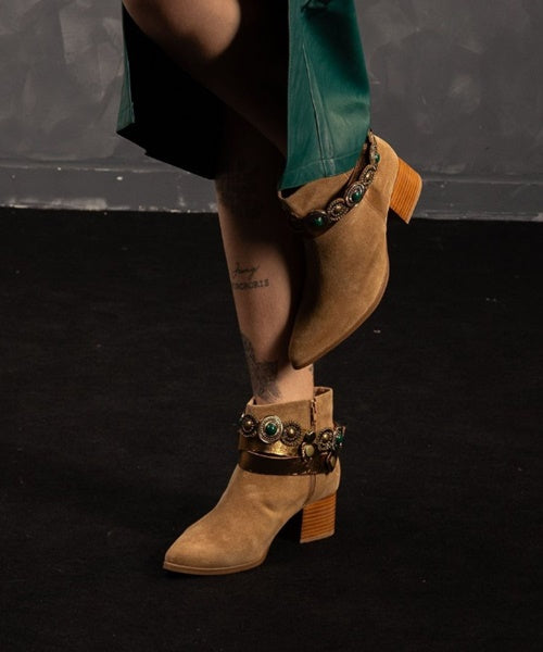 Bota Camurça Cano Baixo - Maithë