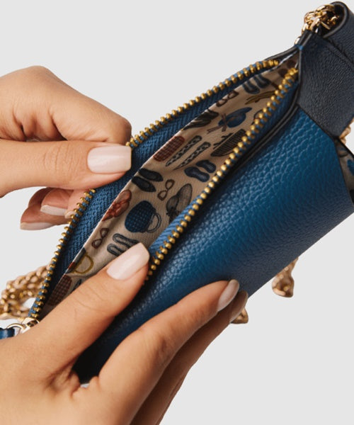 Mini Bolsa Celular em Couro Via Láctea