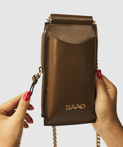 Mini Bolsa Celular em Couro Cravo