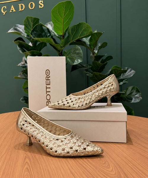 Sapato Scarpin Couro Metalizado Dourado