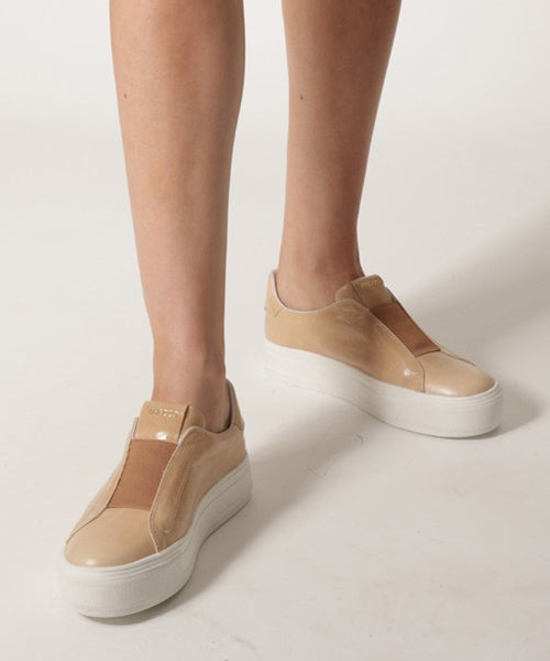 Tênis Verano Couro Flatform Metal Dourado