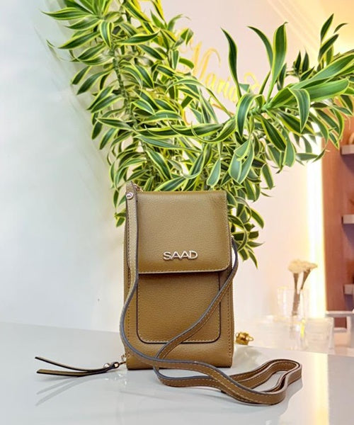 Mini Bolsa para Celular em Couro Tabaco