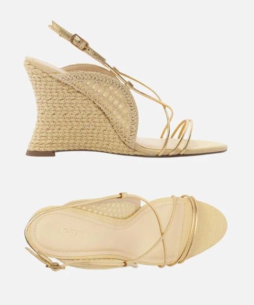 Sandália Dourada Ráfia Anabela Curvo Tiras Finas