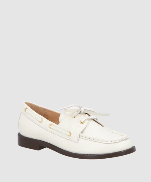 Mocassim em Couro Off White com Amarração -