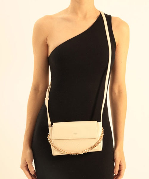 Bolsa Tiracolo Off-White Pequena Corrente Metal