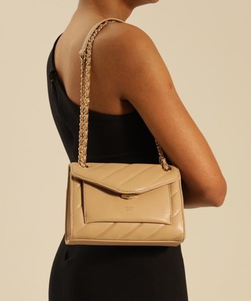 Bolsa Tiracolo Nude Pequena Matelassê Corrente