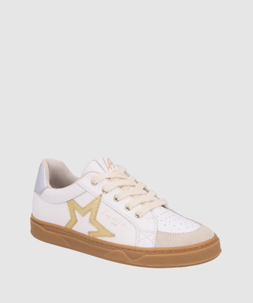 Tênis em Couro Osso e Off White com Detalhe em Estrela