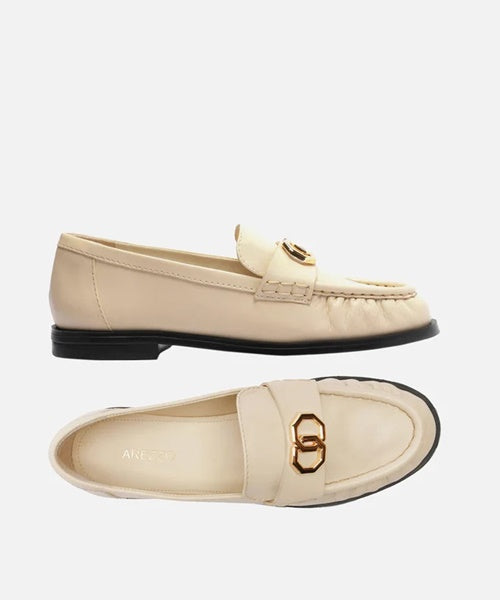 Mocassim Branco Couro Franzido Tira Metal