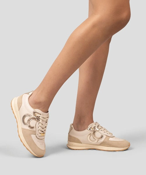 Tênis Iconicc Couro Off White com Detalhe Dourado