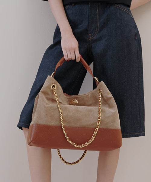 Bolsa Hobo Grande em Camurça Bege Fendi e Couro Caramelo