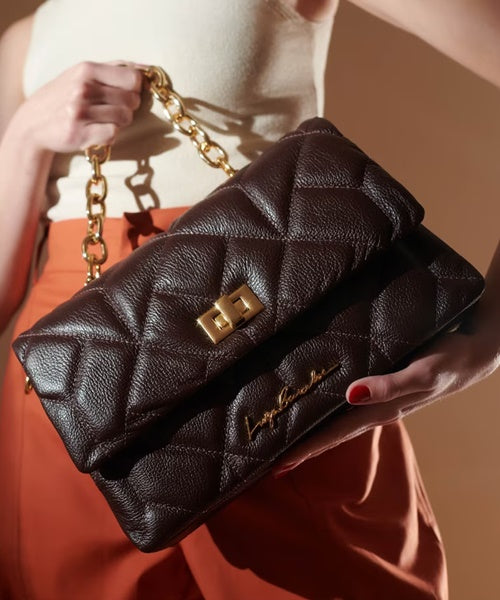Bolsa Pequena Alça Corrente Marrom Café e Alça de Corrente