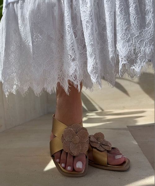 Sandália Rasteira Flor Bronze