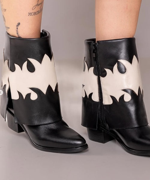 Bota Capa Preto/Off White