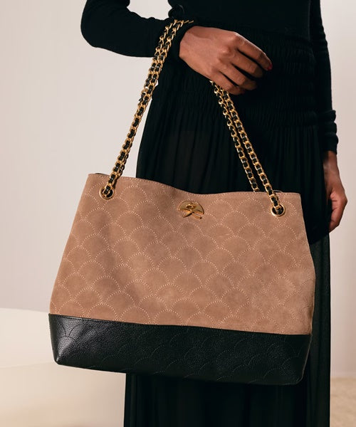 Bolsa Hobo Grande Matelassê em Couro Preto e Camurça Fendi
