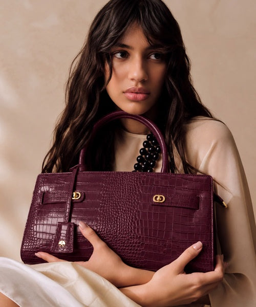 Bolsa Média em Couro Croco Vinho