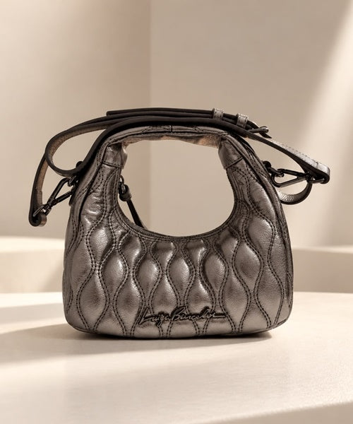 Bolsa Hobo em Couro com Matelassê Metalizado Grafite