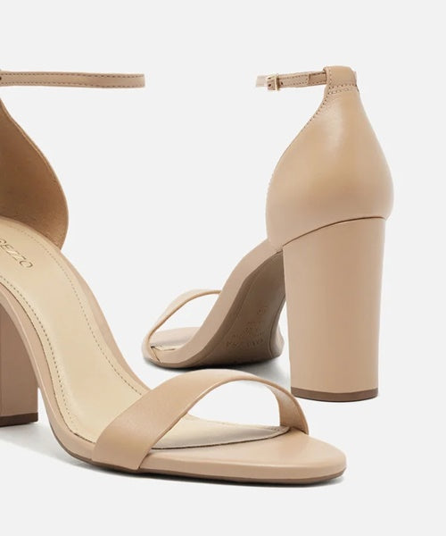 Sandália Nude Couro Salto Alto Bloco Isabelli