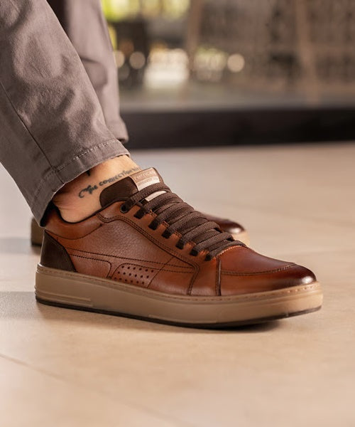 Tênis Casual Rover em Couro - Marrom