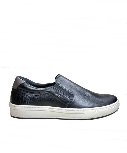 Tênis Slip On Preto