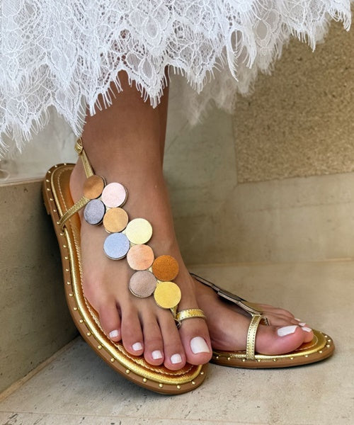 Sandália Rasteira Dourada Collors -