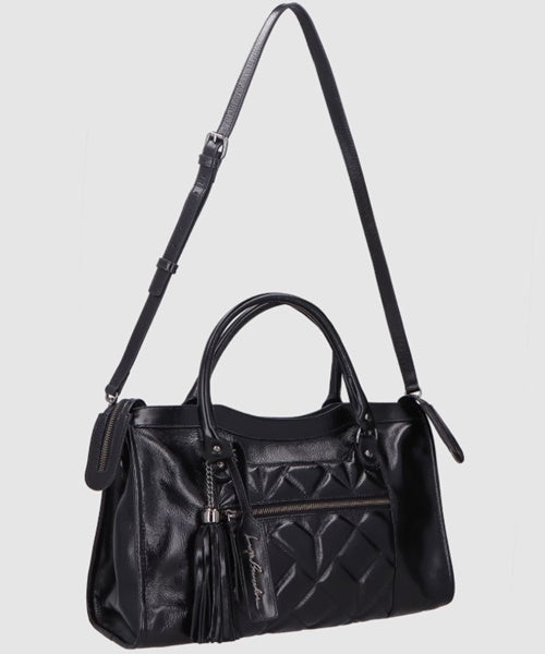 Bolsa Média em Couro Preto com Matelassê e Franjas